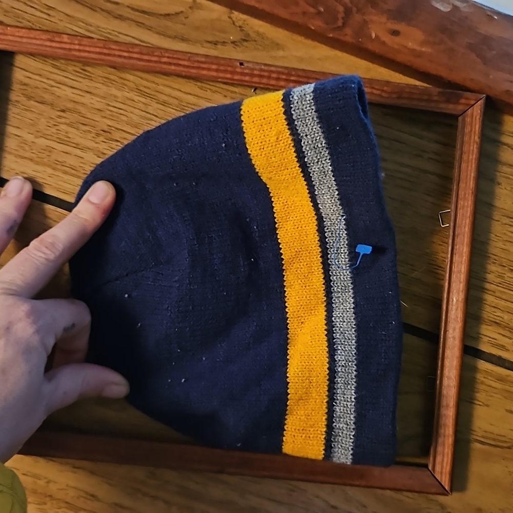 Mens stocking hat - Picture 4 of 4